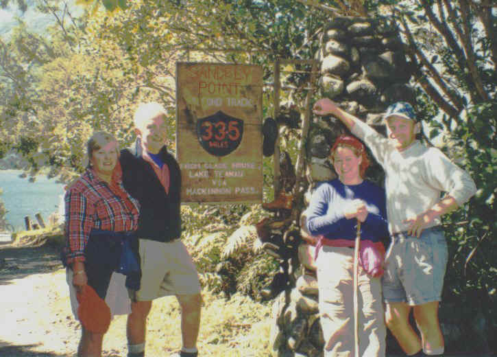 Trail_End.jpg (97932 bytes)